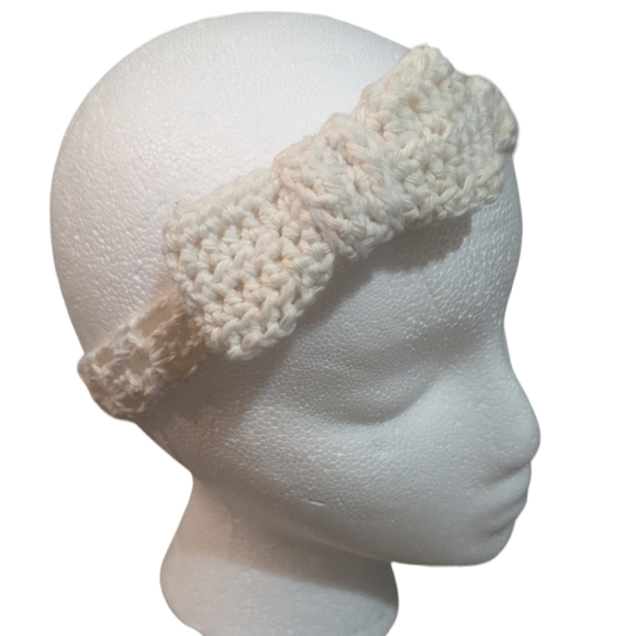 Crochet Bow Headband - Picture 4 of 5